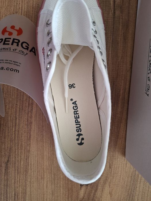 Tenesi dama marca Superga marimea 36