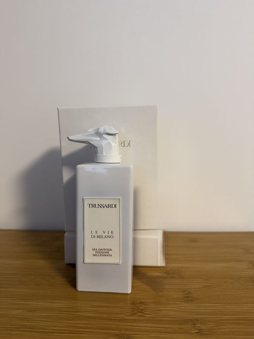 Trussardi - Sea Daffodil