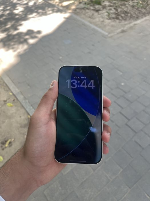 Продам Iphone 17 Pro 256gb E-sim