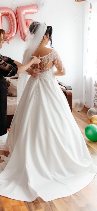 Vând rochie mireasă