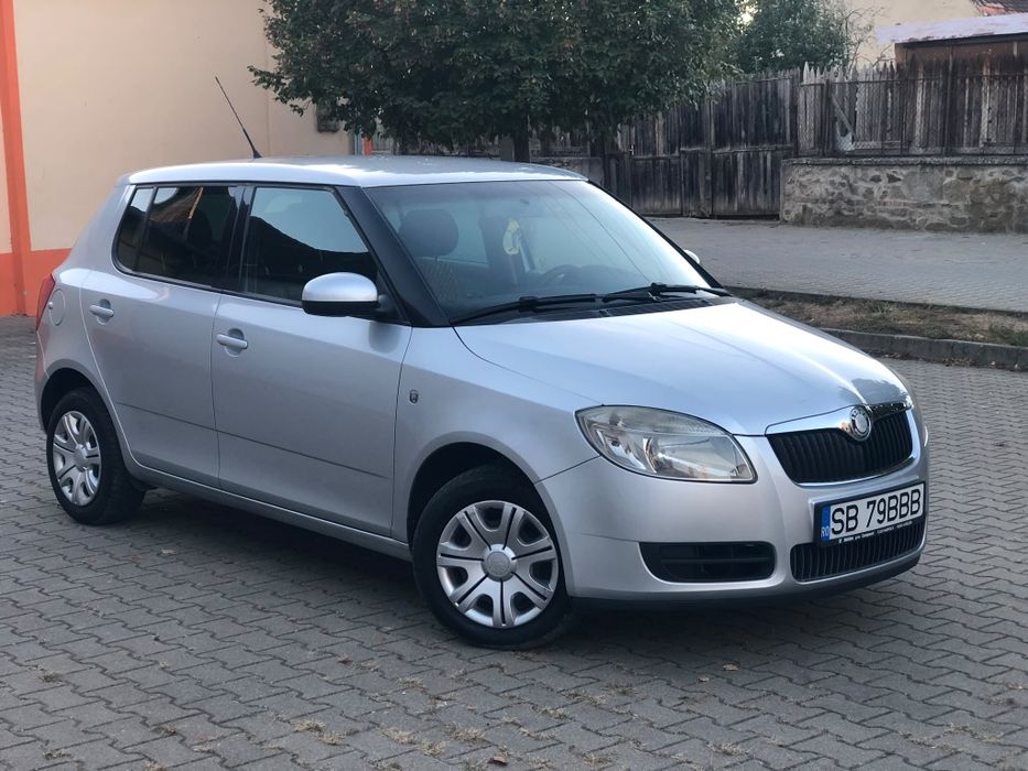 SKODA Fabia 2010 — imagine 2
