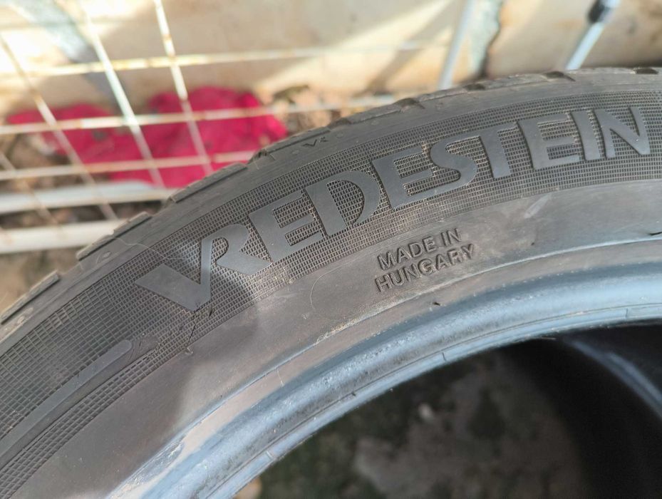ЗИМНИ И ЛЕТНИ ГУМИ 235/45r18- 8 бр само за 150€