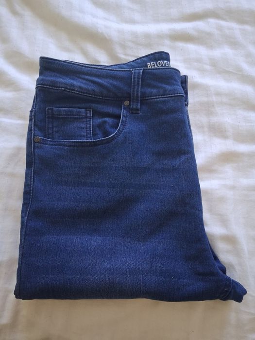 Blugi femei nou cu etichetă