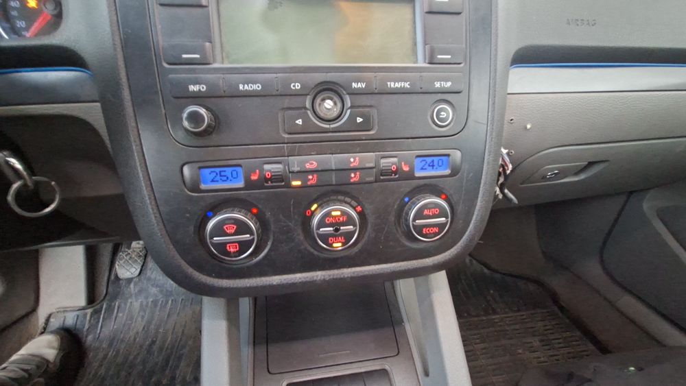 Vând   vw  jetta
