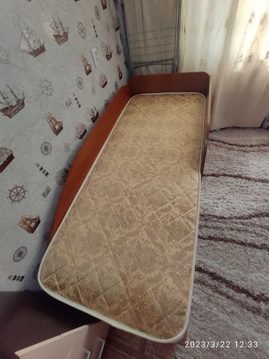 Кровать подростковая