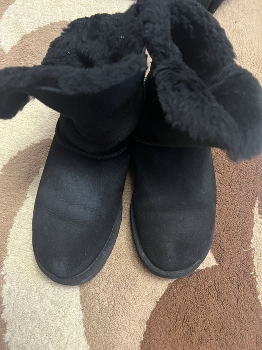 Срочно продам качественные ботинки