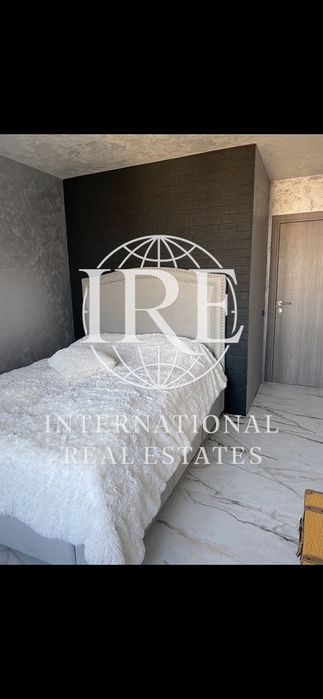 Продава се Двустаен апартамент в Варна, Бриз - 66 кв.м за 3637 €/кв.м - Снимка #3