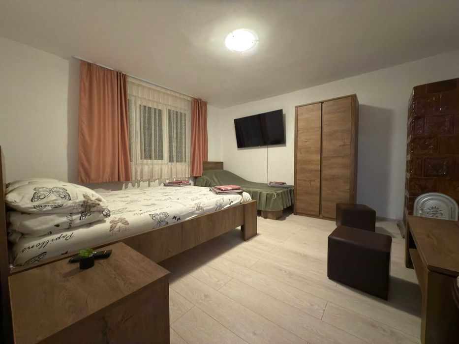 Se oferă spre închiriat cabană în Maramureș, Vișeu de Jos.