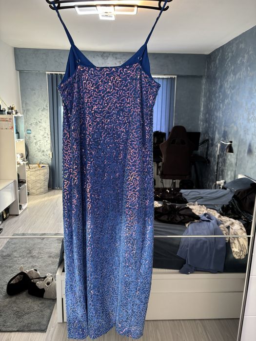 Рокля YAS с пайети