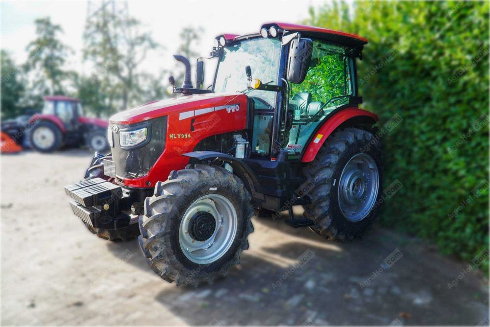 YTO Tractor de 95 CP cu cabină / YTO NLY954