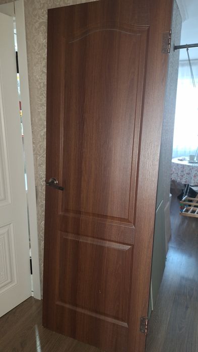 дверь межкомнатная б.у