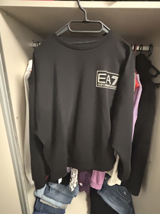 trening Armani femei