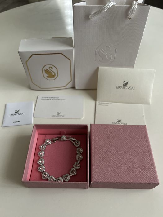 Brata Swarovski hearts