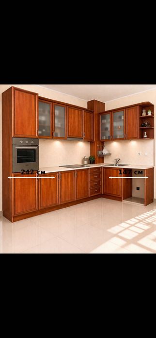 Продавам кухненско обзавеждане в много добро състояние, напълно готово за ползване.