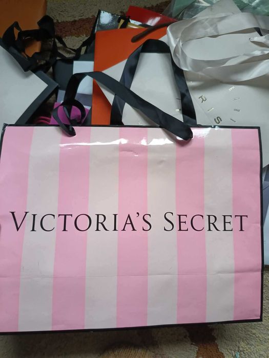 Pungi cadou diverse brand-uri, pungi de cadouri, pungi pentru cadou