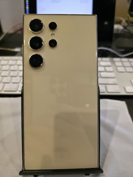 Samsung Galaxy S24 ultra