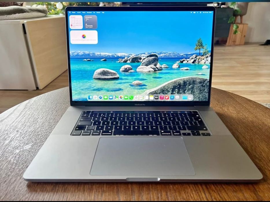 Macbook pro 16 inch