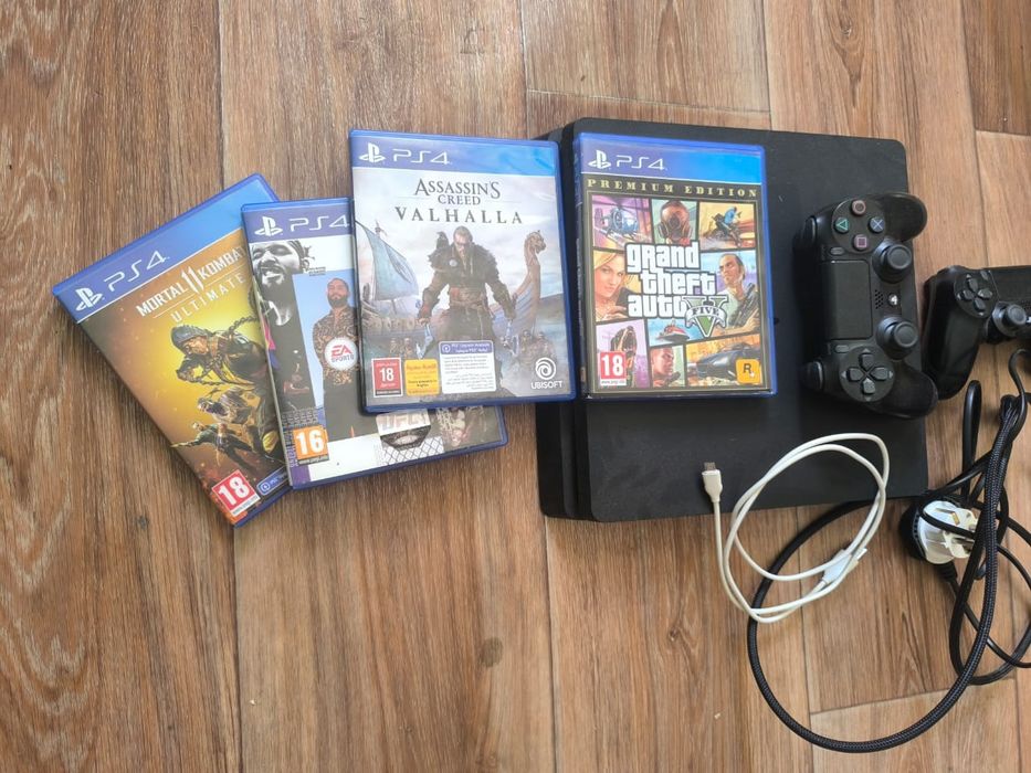 Sony PlayStation 4