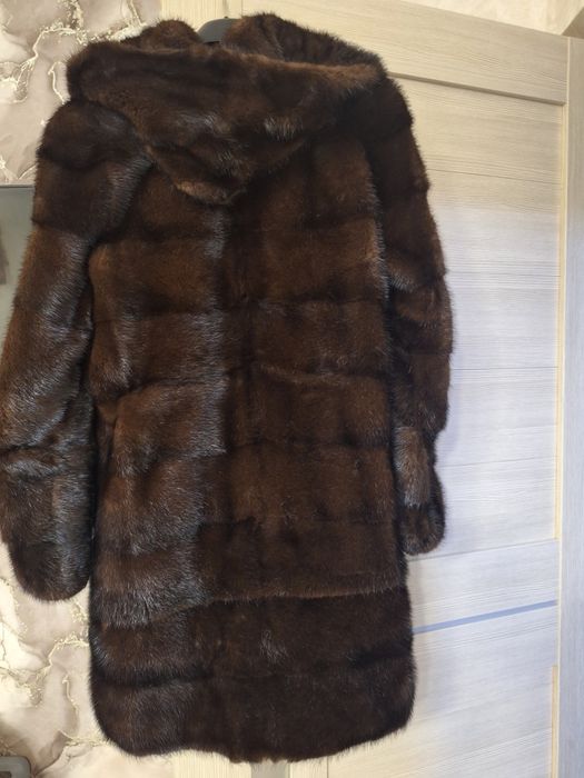 Норковая шуба с капюшоном