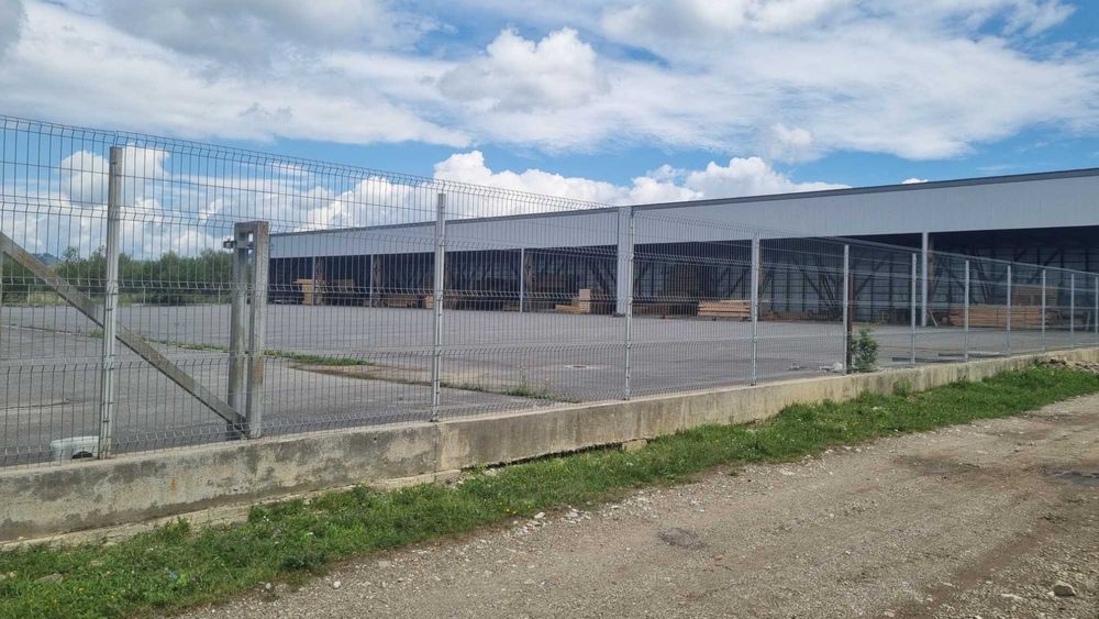 Teren , depozit, magazie, industriale