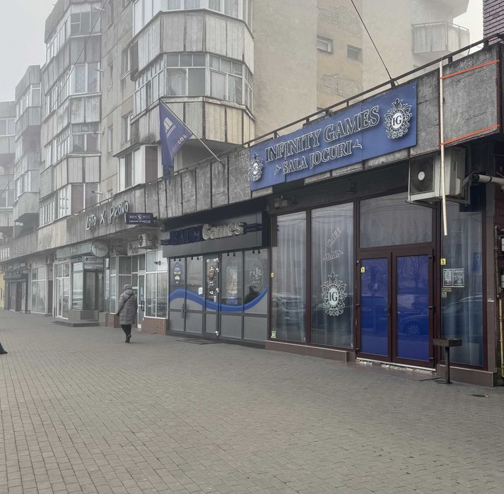 Spațiu comercial 216 mp stradal, vitrină – Turda, Victoriei 102