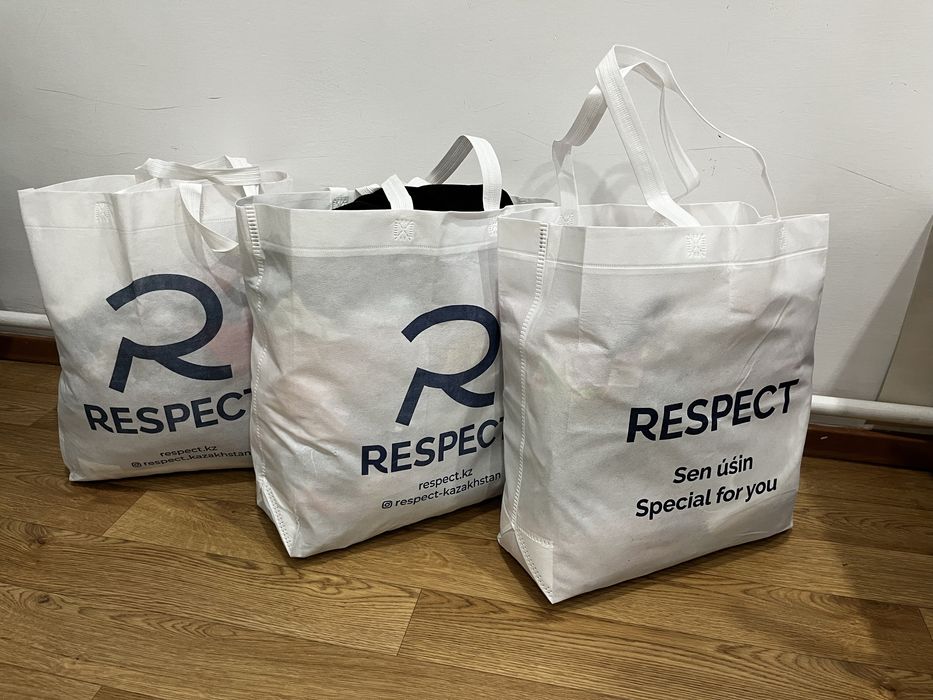 Отдам вещи бесплатно на девочку