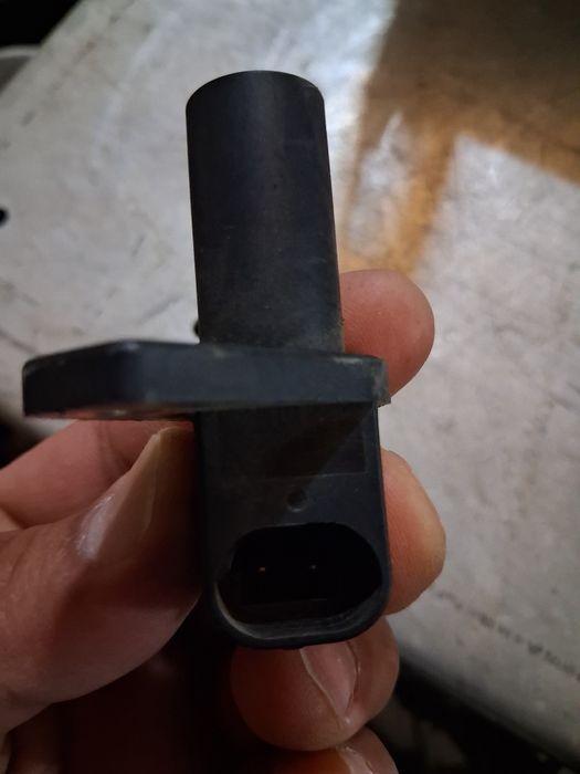 Продаю датчик коленвала от Ваз 2114