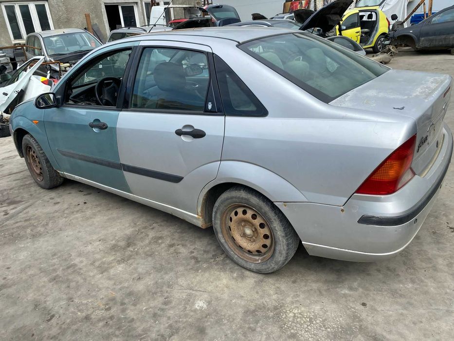 Piese  FORD  FOCUS I  1.6 benzina din 2001  - fydc
