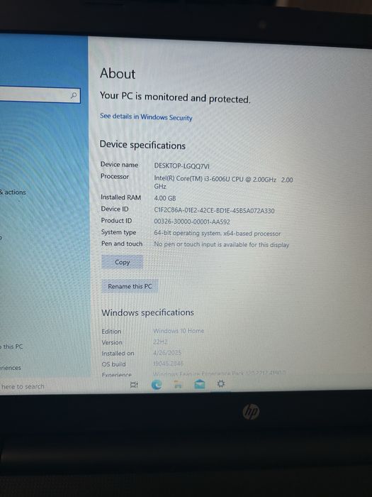 HP Laptop  i3 / 4GB RAM