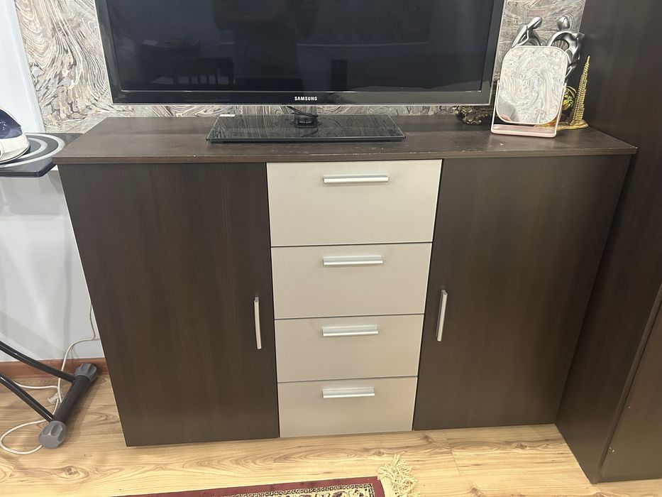 Продам спальний гарнитур