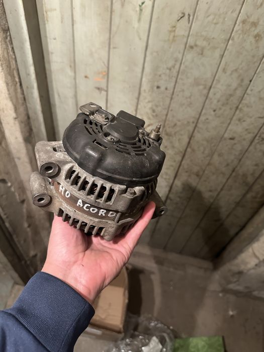 Алтернатор / Динамо Honda Accord 7