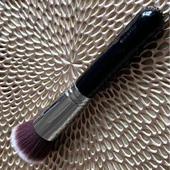 Sigma F80- Професионална четка за фон дьо тен!