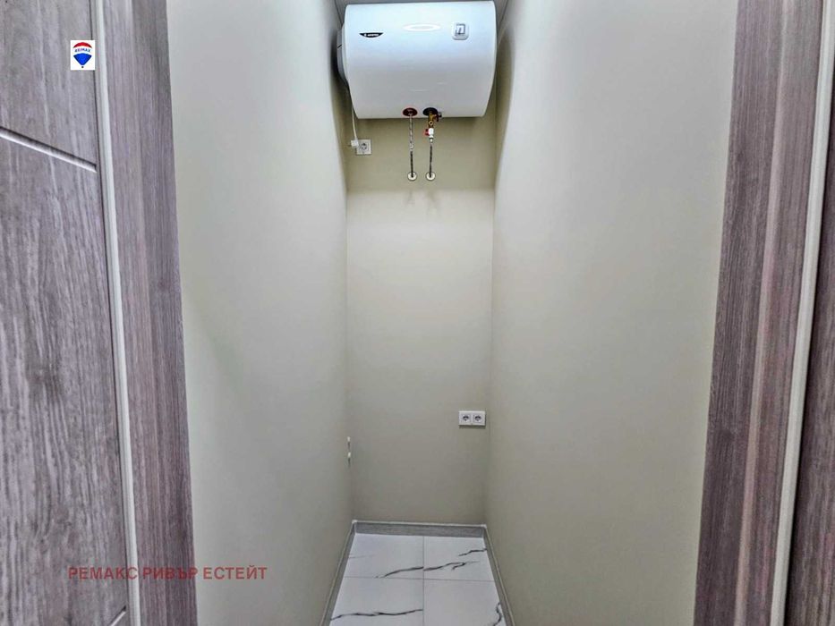 Продава се Едностаен апартамент в Русе, Център - 46 кв.м за 1696 €/кв.м - Снимка #9