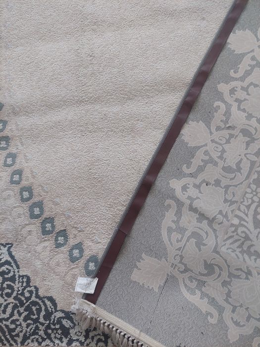 Продам ковёр турецкий 5 на 2,5