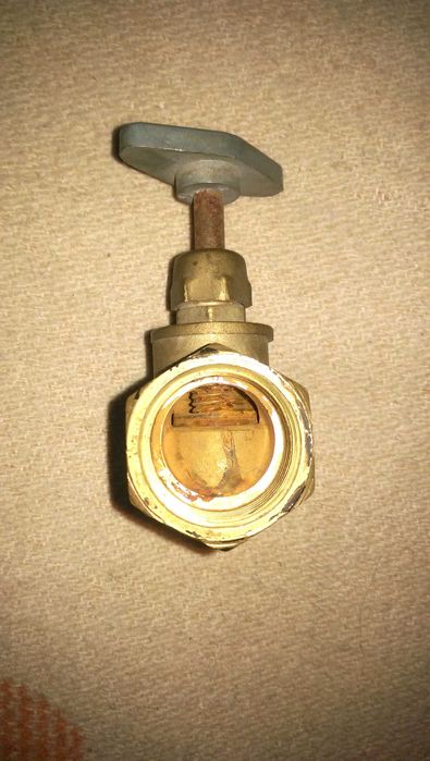 Кран водопроводный бронзовый