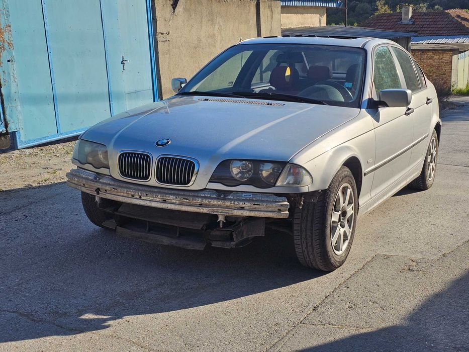 BMW 318  1.8 118кс.