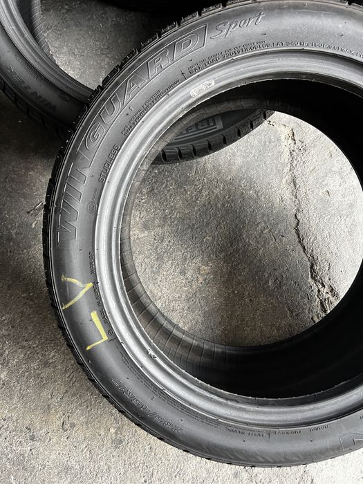 4 anvelope M+S 235/45/17 , Continental /Nexen , 7-9 mm