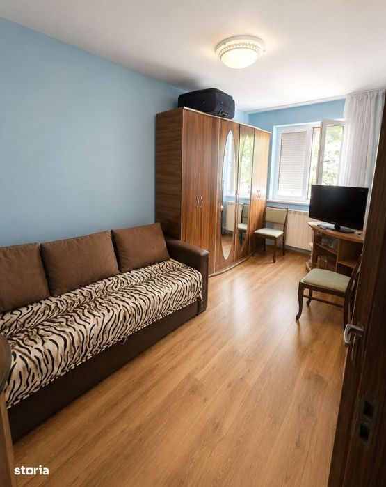 3 CAMERE DE VÂNZARE,Craiovița Nouă,etaj intermediar,mobilat și utilat