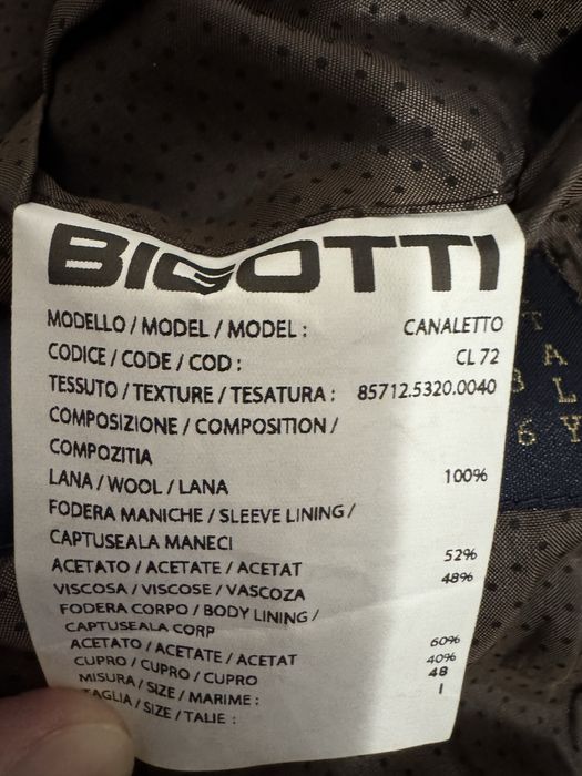 Sacou Bigotti, model Canaletto, 100 % lânǎ