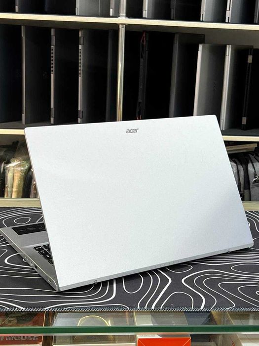 Acer Aspire 3 Intel i5-1235U DDR4 8GB SSD Nvme 256GB 15'6 FHD
