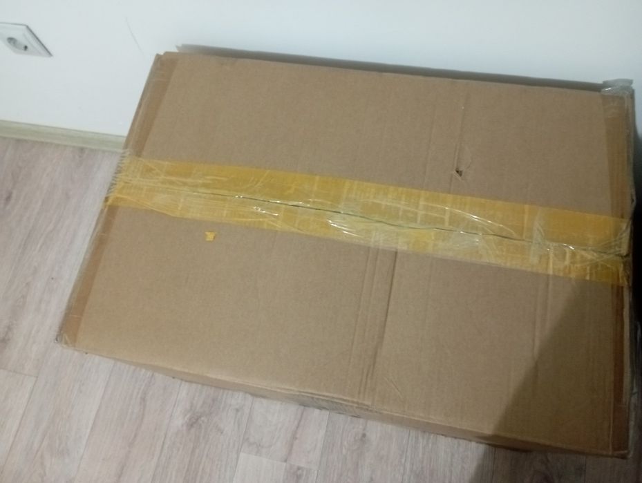 Срочно продам белый сервиз!