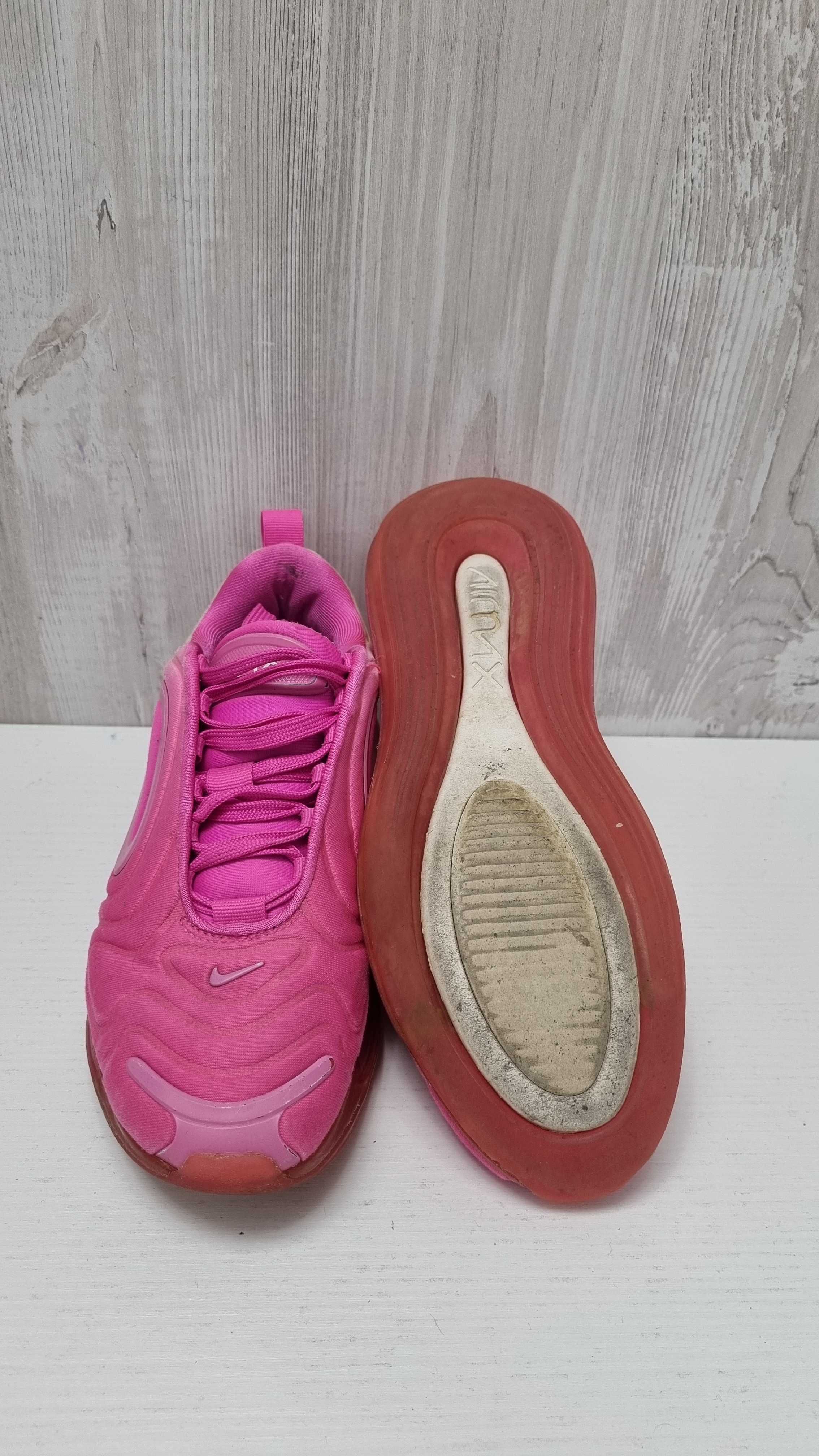 Nike Air Max 720 Laser Fuchsia marimea 35.5 Craiova OLX.ro