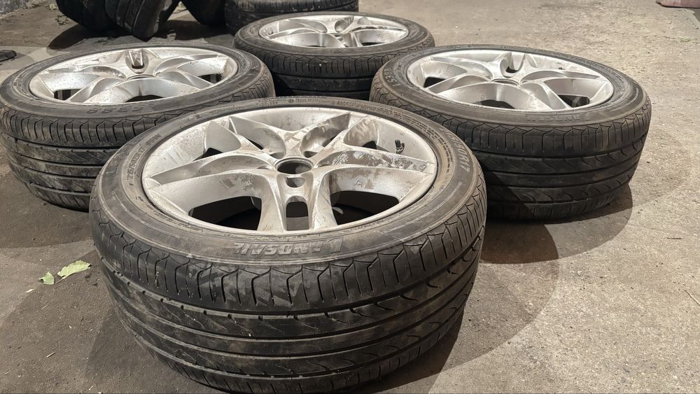 Продам комплект колес R17