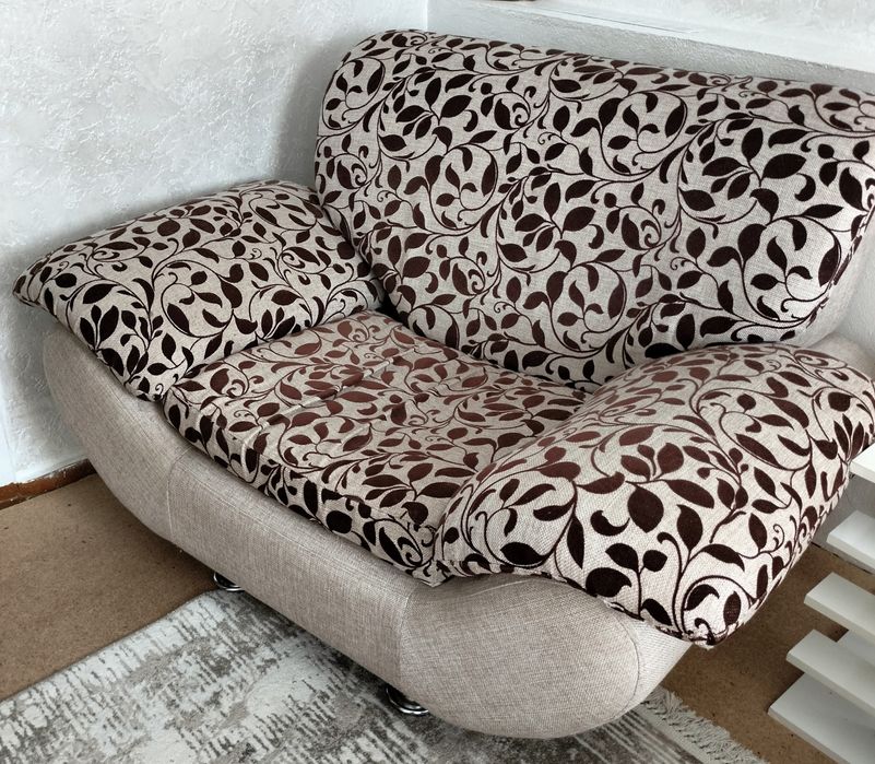 Продам кресло состояние хорошее