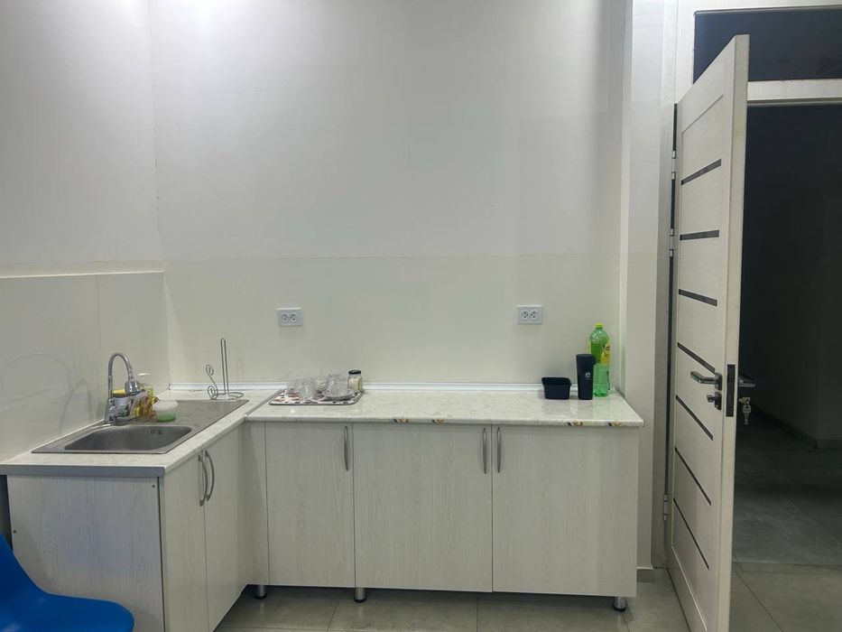 Аренда под салон красоты или офис, в Юнусабаде, ор-р: чайхана Восток