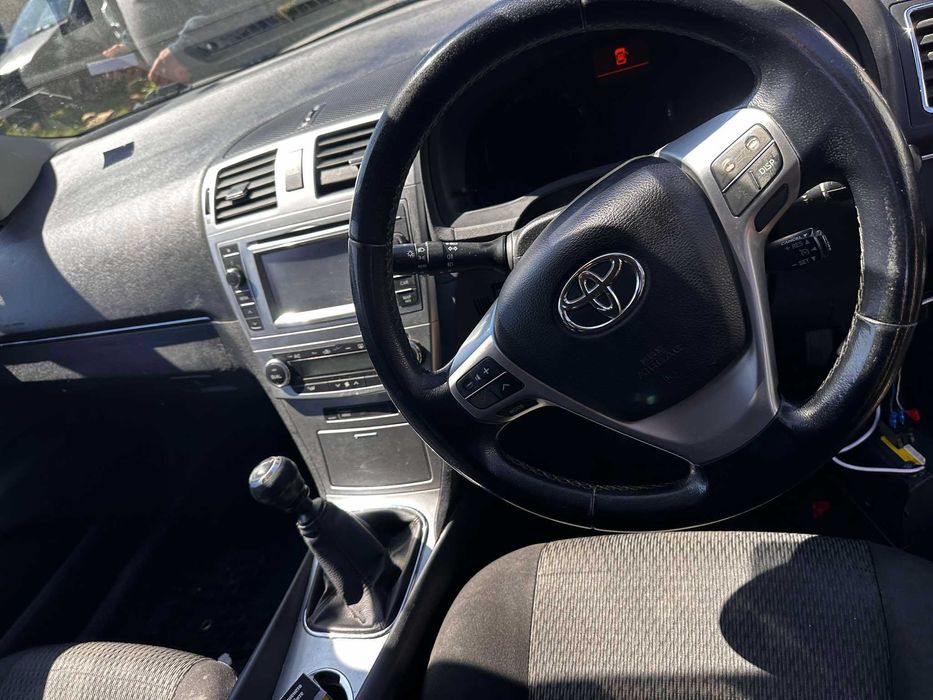 НА ЧАСТИ Toyota Avensis 2014г 2.2 D-4D (150 к.с.) –