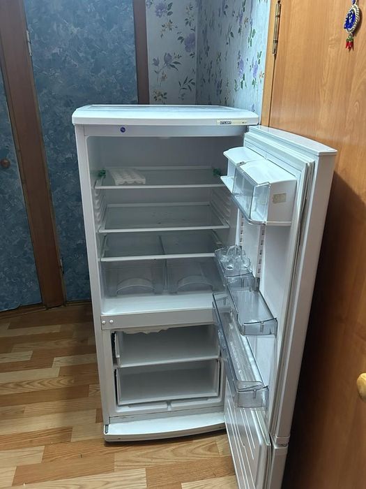 Холодильник компактный