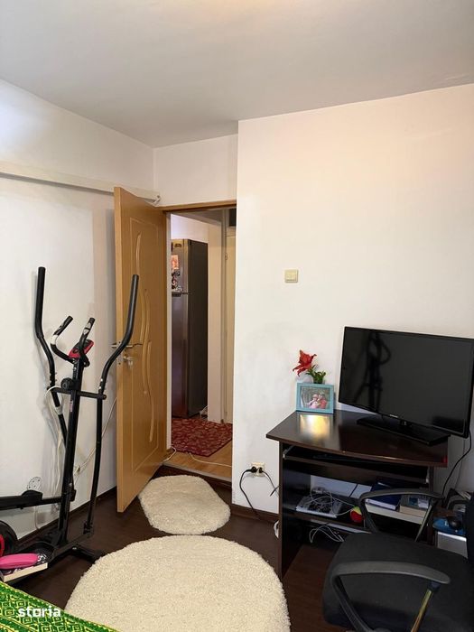 2 camere decomandat zona micro 17