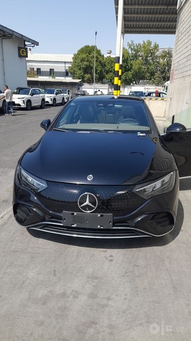 Mercedes EQE 500 4 matic sedan luxury