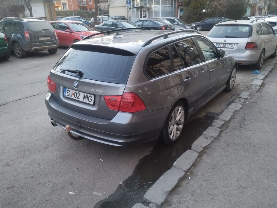 Vând BMW 318 AN 2010